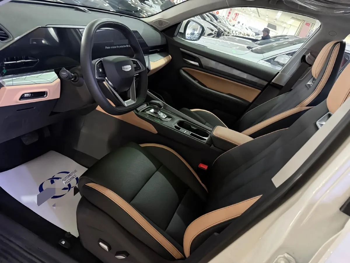 2024 Geely OkavangoPRO 1.5T 181HP L4 7DCT,autocango,china used car exporter,china ev exporter,chinese used car exporter,chinese used ev exporter