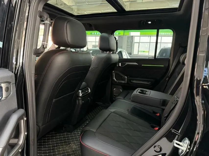 2026 Jetour Traveller 1.5T 184HP L4 7DCT,autocango,china used car exporter,china ev exporter,chinese used car exporter,chinese used ev exporter