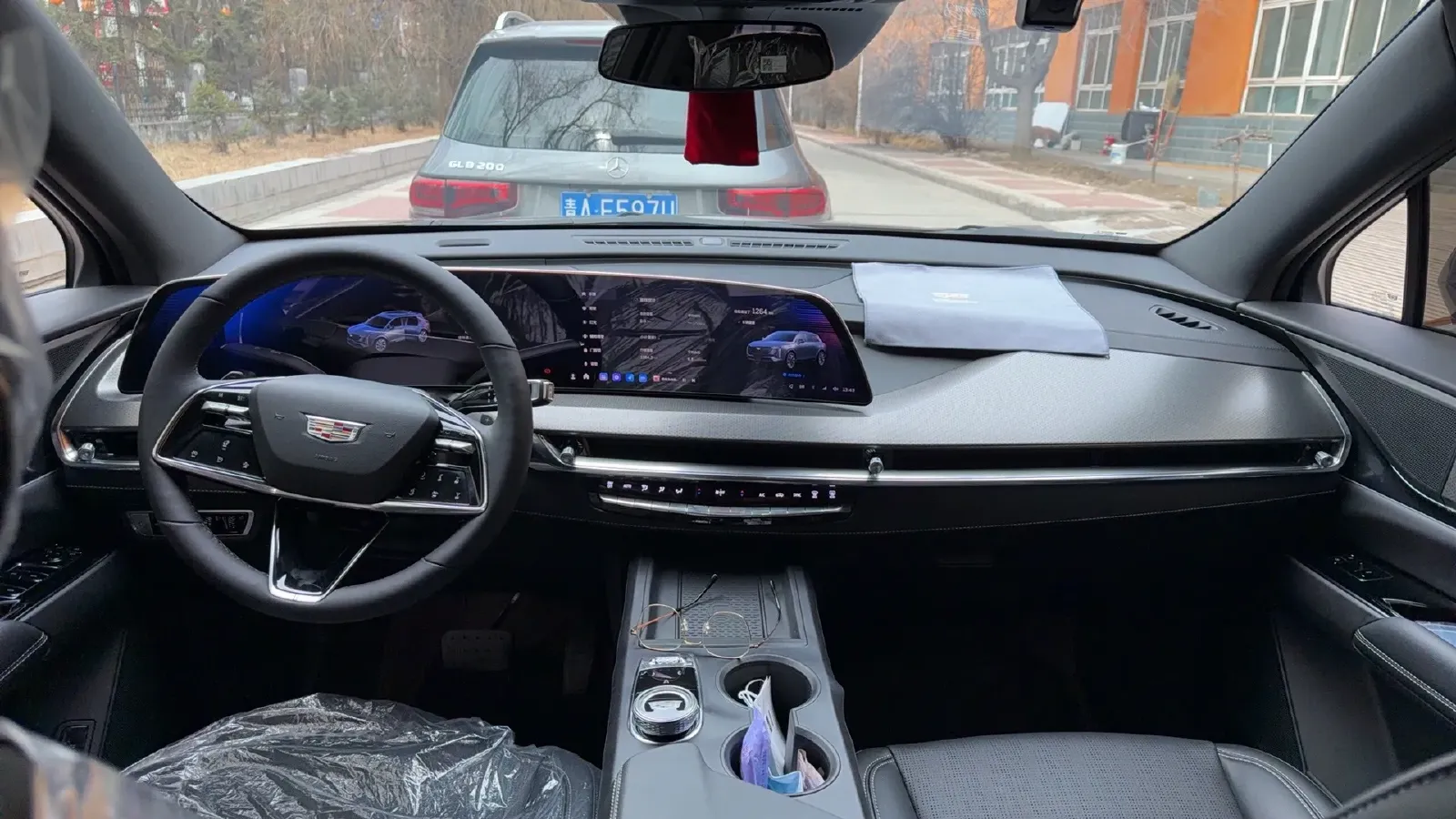 2026 Cadillac XT5 2.0T 237HP L4 9AT,autocango,china used car exporter,china ev exporter,chinese used car exporter,chinese used ev exporter