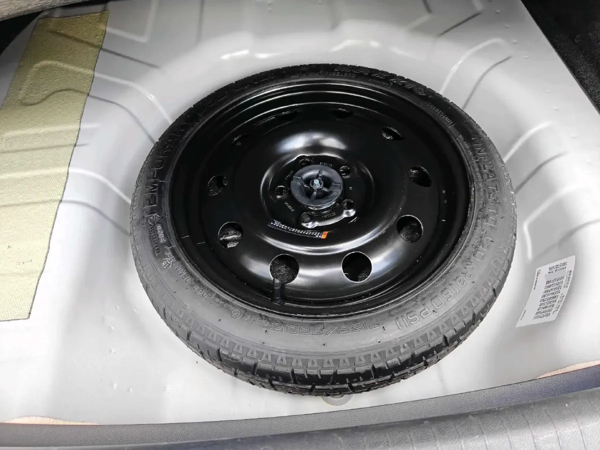 2020 Chevrolet Monza 1.0T 125HP L3 6DCT,autocango,china used car exporter,china ev exporter,chinese used car exporter,chinese used ev exporter