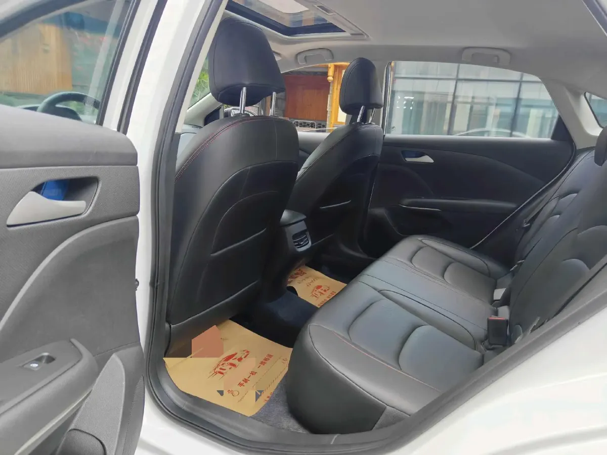 2020 Chevrolet Monza 1.0T 125HP L3 6DCT,autocango,china used car exporter,china ev exporter,chinese used car exporter,chinese used ev exporter