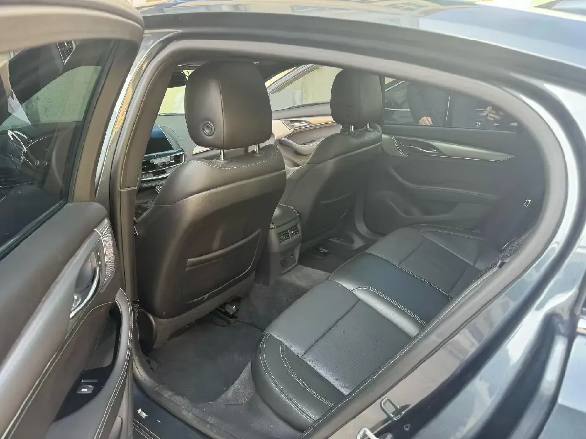 2022 Cadillac CT5 2.0T 237HP L4 10AT,autocango,china used car exporter,china ev exporter,chinese used car exporter,chinese used ev exporter