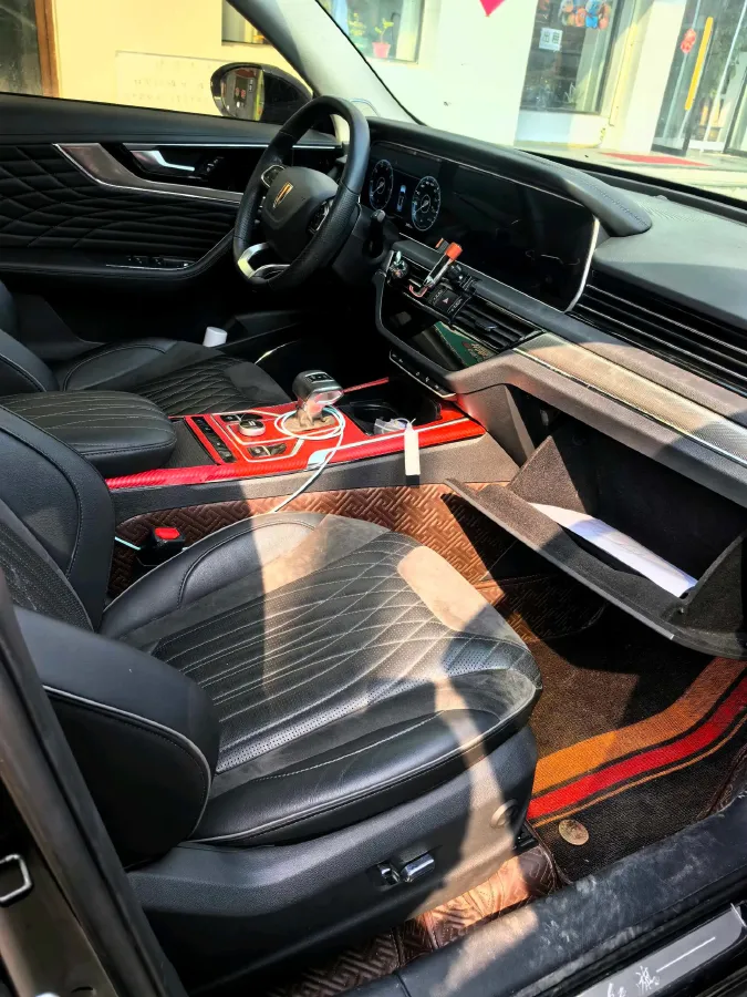 2022 HongQi HS5 2.0T 224HP L4 6AT,autocango,china used car exporter,china ev exporter,chinese used car exporter,chinese used ev exporter