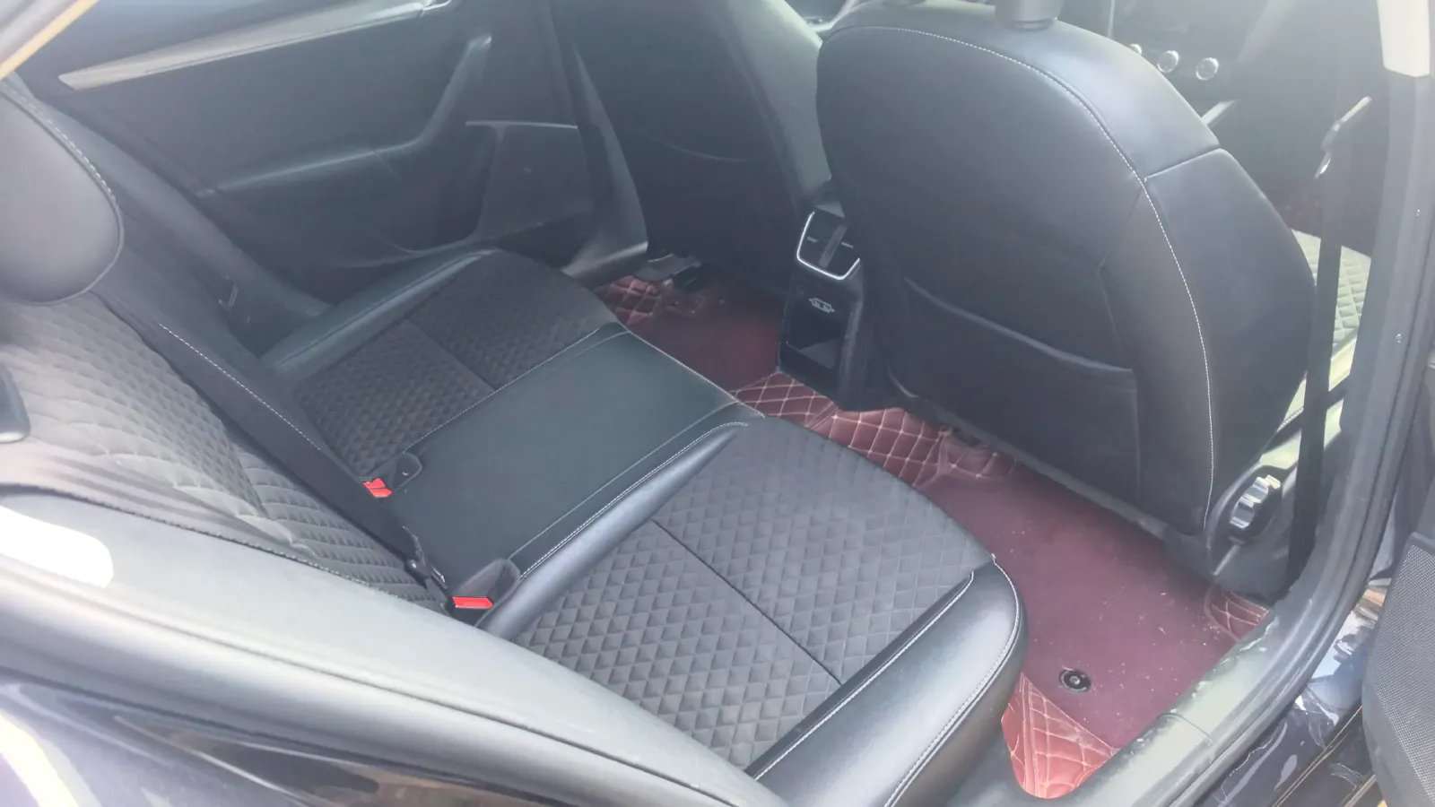 2018 Skoda Octavia 1.2T 116HP L4 7DCT,autocango,china used car exporter,china ev exporter,chinese used car exporter,chinese used ev exporter