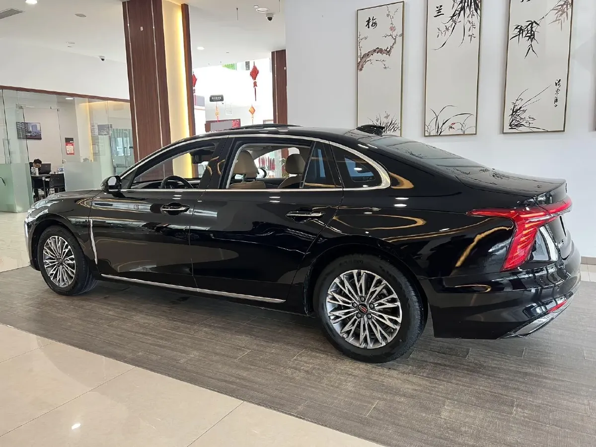 2023 HongQi H5 2.0T 224HP L4 8AT,autocango,china used car exporter,china ev exporter,chinese used car exporter,chinese used ev exporter