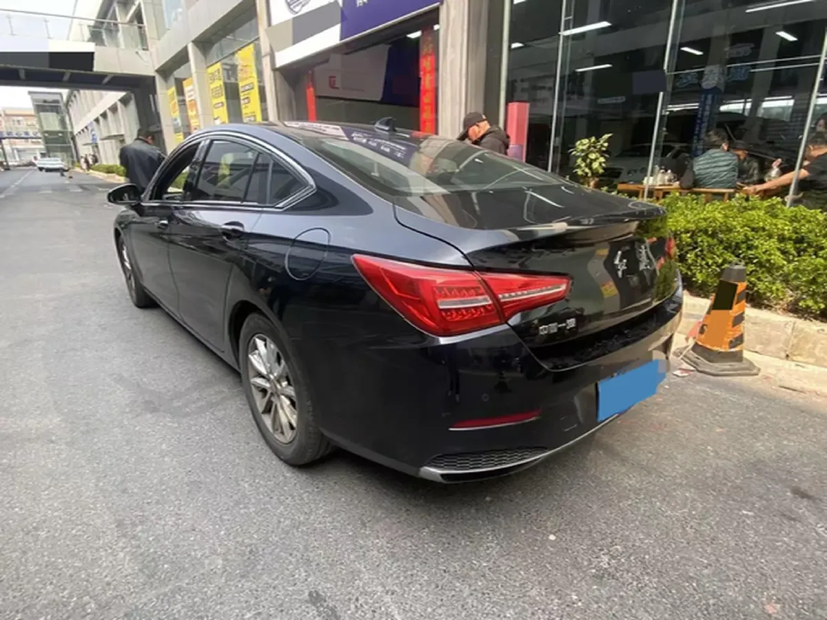 2019 HongQi H5 1.8T 180HP L4 6AT,autocango,china used car exporter,china ev exporter,chinese used car exporter,chinese used ev exporter