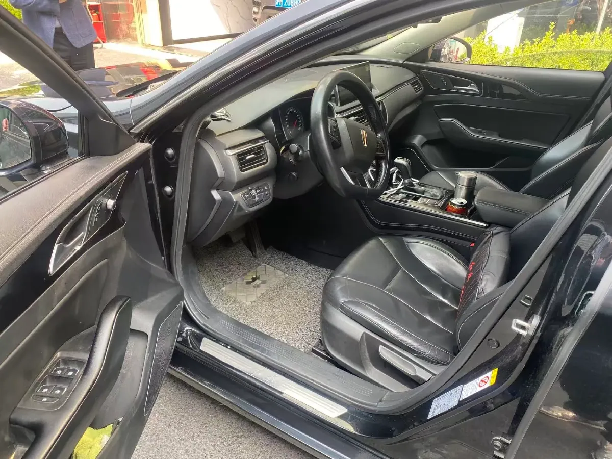 2019 HongQi H5 1.8T 180HP L4 6AT,autocango,china used car exporter,china ev exporter,chinese used car exporter,chinese used ev exporter