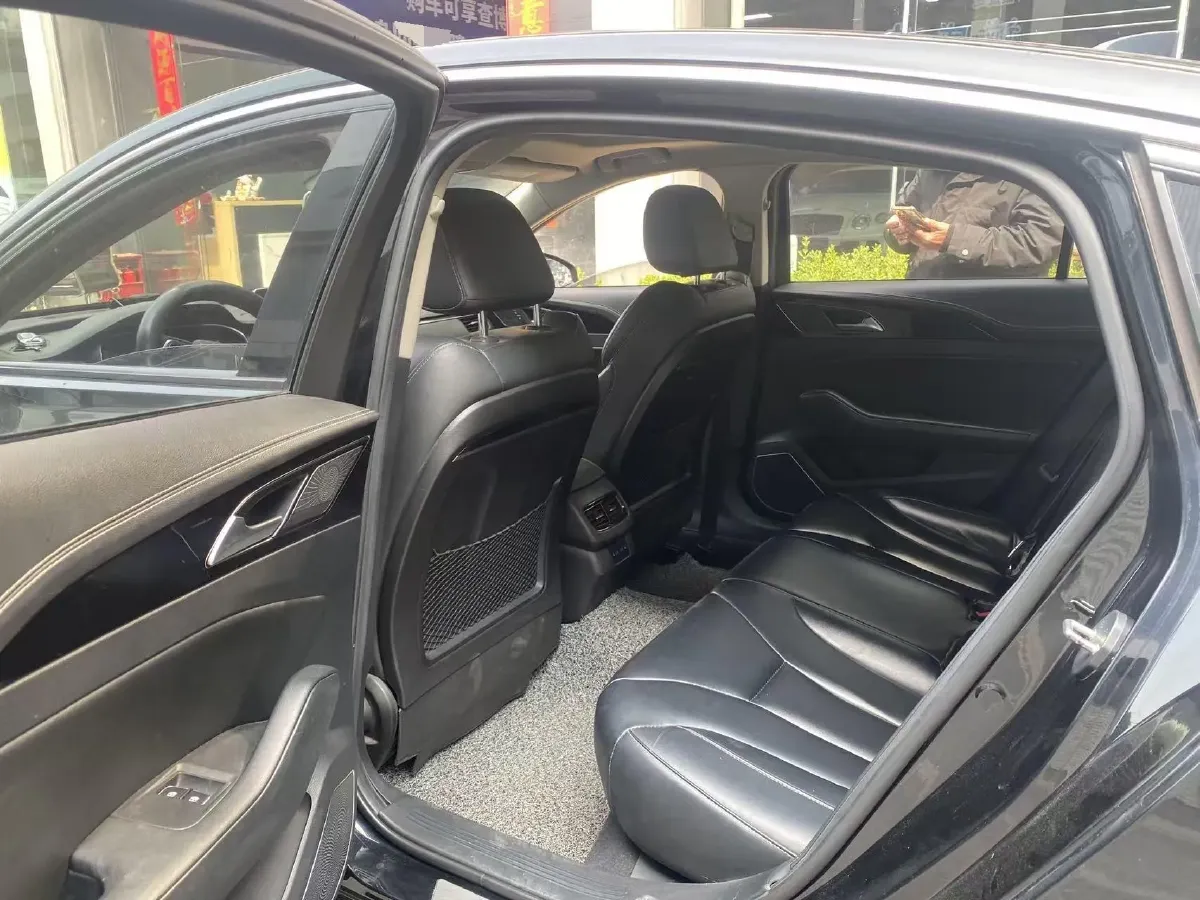 2019 HongQi H5 1.8T 180HP L4 6AT,autocango,china used car exporter,china ev exporter,chinese used car exporter,chinese used ev exporter