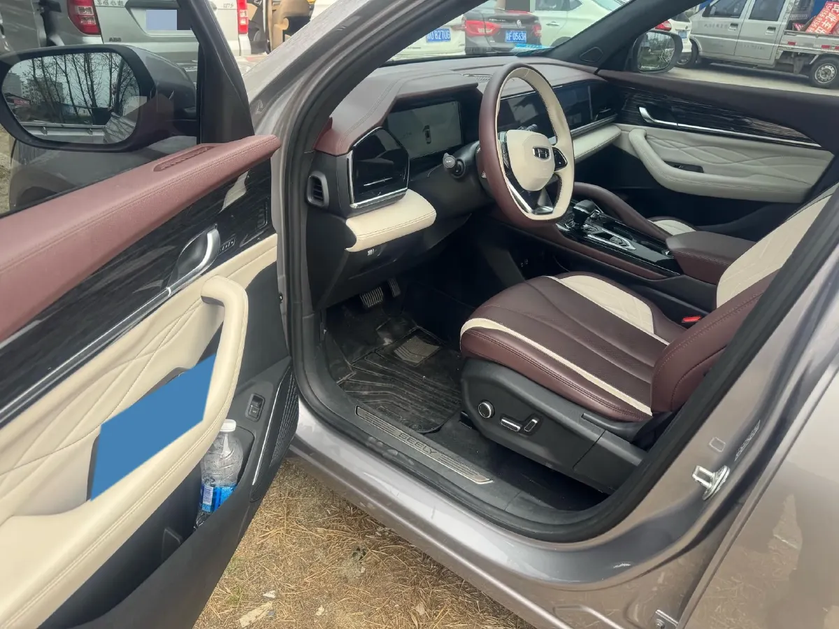 2021 Geely Monjaro 2.0T 218HP L4 7DCT,autocango,china used car exporter,china ev exporter,chinese used car exporter,chinese used ev exporter