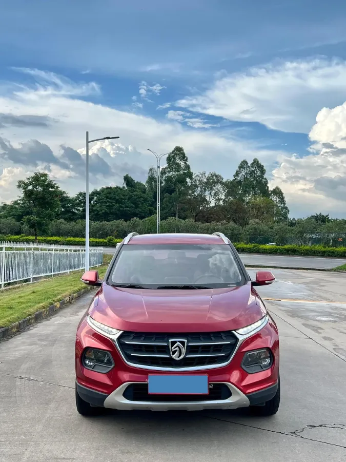 2017 BaoJun 510 1.5L 112HP L4 6MT,autocango,china used car exporter,china ev exporter,chinese used car exporter,chinese used ev exporter