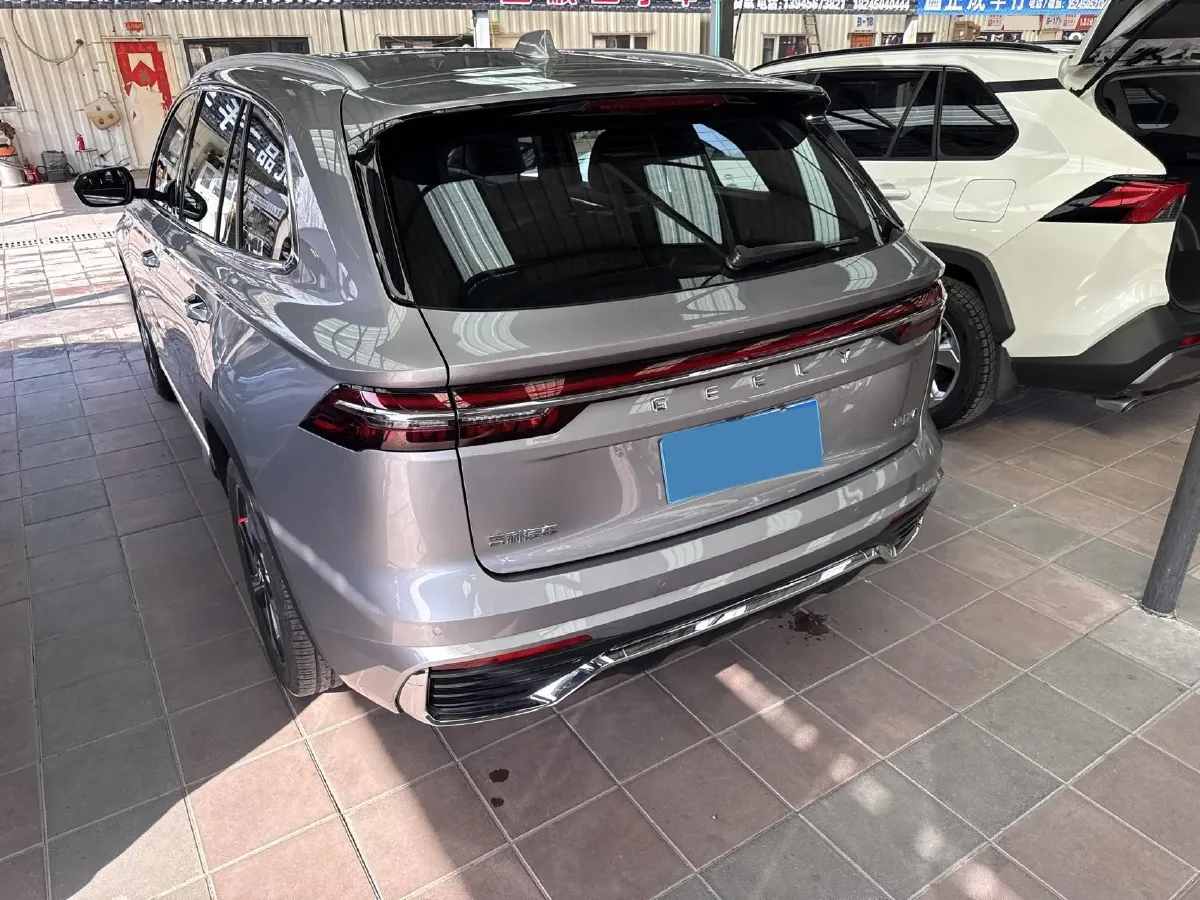 2024 Geely Monjaro 2.0T 218HP L4 7DCT,autocango,china used car exporter,china ev exporter,chinese used car exporter,chinese used ev exporter