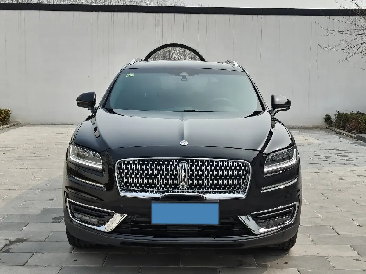 2019 Lincoln Nautilus 2.7T 329HP V6 8AT,autocango,china used car exporter,china ev exporter,chinese used car exporter,chinese used ev exporter