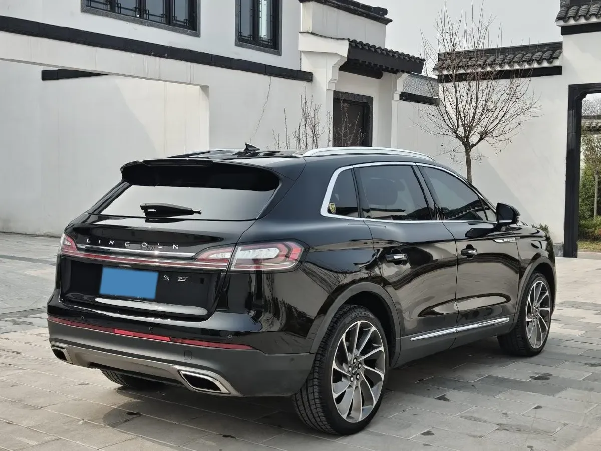 2019 Lincoln Nautilus 2.7T 329HP V6 8AT,autocango,china used car exporter,china ev exporter,chinese used car exporter,chinese used ev exporter