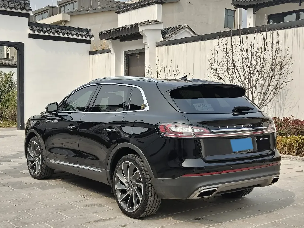 2019 Lincoln Nautilus 2.7T 329HP V6 8AT,autocango,china used car exporter,china ev exporter,chinese used car exporter,chinese used ev exporter