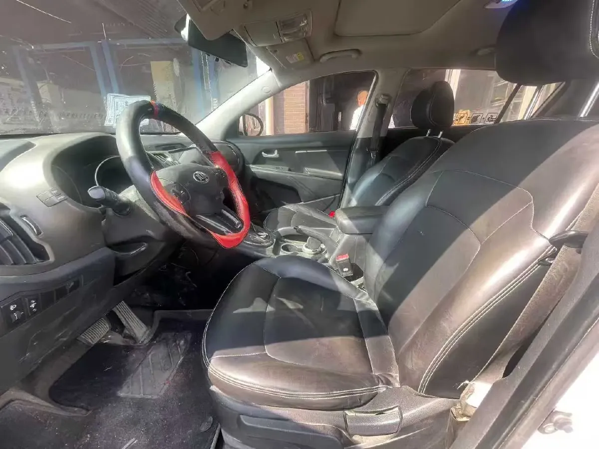 2016 Kia Sportage R 2.0L 165HP L4 6AT,autocango,china used car exporter,china ev exporter,chinese used car exporter,chinese used ev exporter