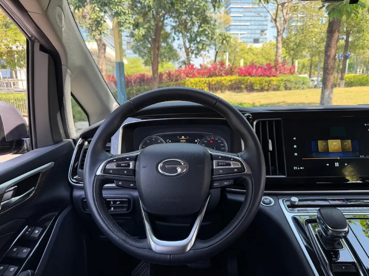 2021 GAC Trumpchi M8 2.0T 252HP L4 8AT,autocango,china used car exporter,china ev exporter,chinese used car exporter,chinese used ev exporter