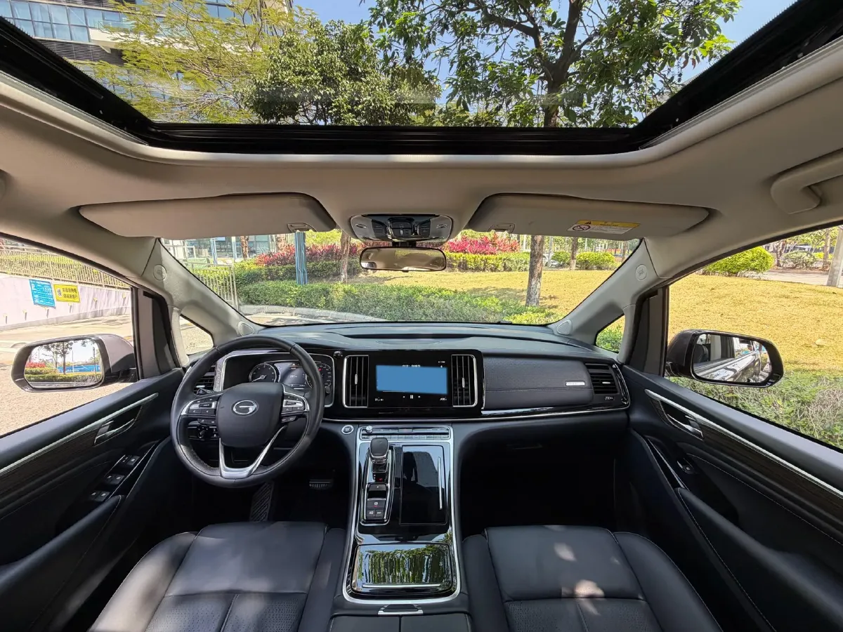 2021 GAC Trumpchi M8 2.0T 252HP L4 8AT,autocango,china used car exporter,china ev exporter,chinese used car exporter,chinese used ev exporter