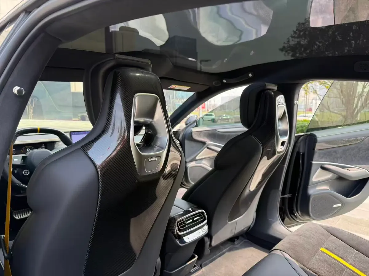 2025 MI SU7 Ultra BEV 93.7KWH,autocango,china used car exporter,china ev exporter,chinese used car exporter,chinese used ev exporter