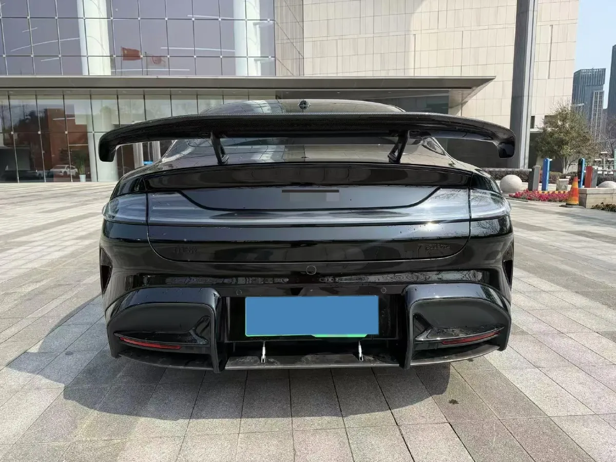 2025 MI SU7 Ultra BEV 93.7KWH,autocango,china used car exporter,china ev exporter,chinese used car exporter,chinese used ev exporter