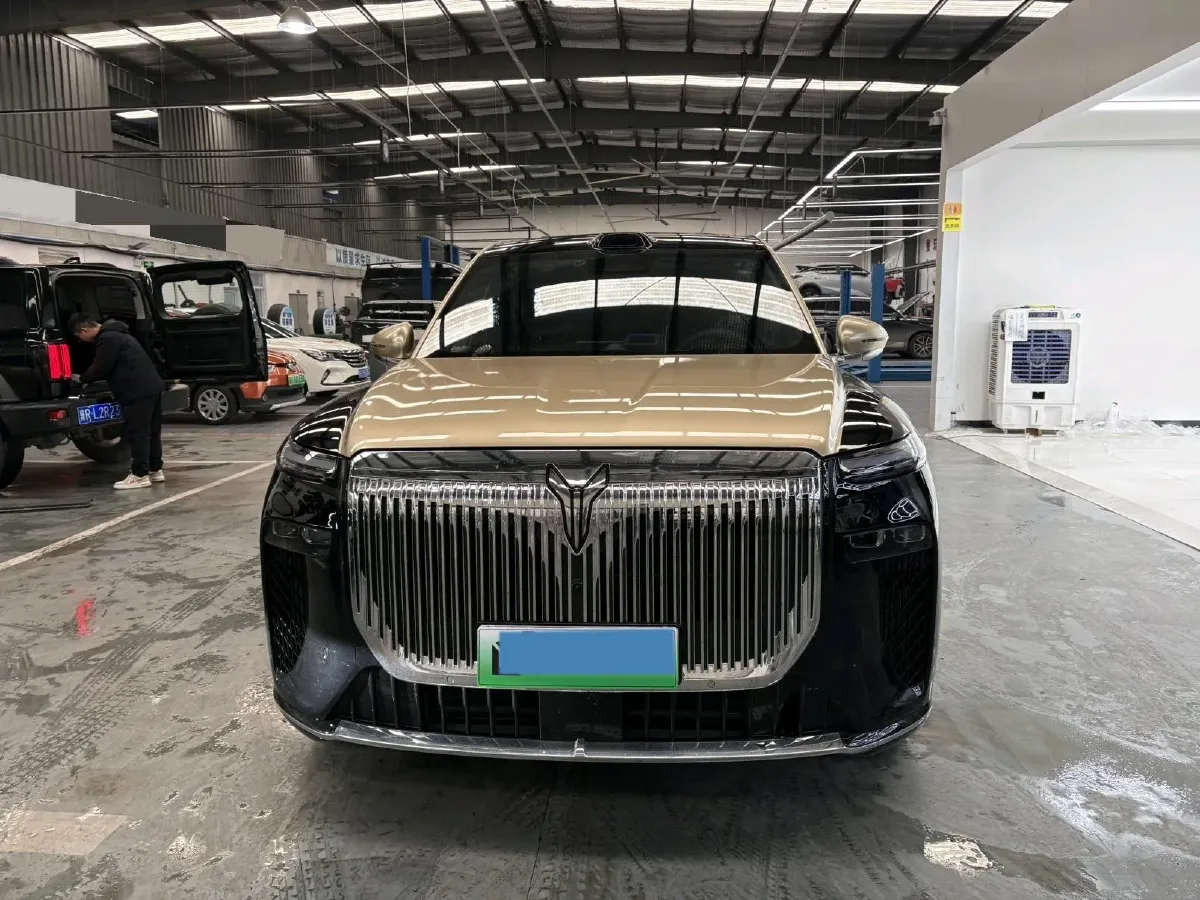 2026 Voyah 9L 1.5T 150HP L4 PHEV,autocango,china used car exporter,china ev exporter,chinese used car exporter,chinese used ev exporter