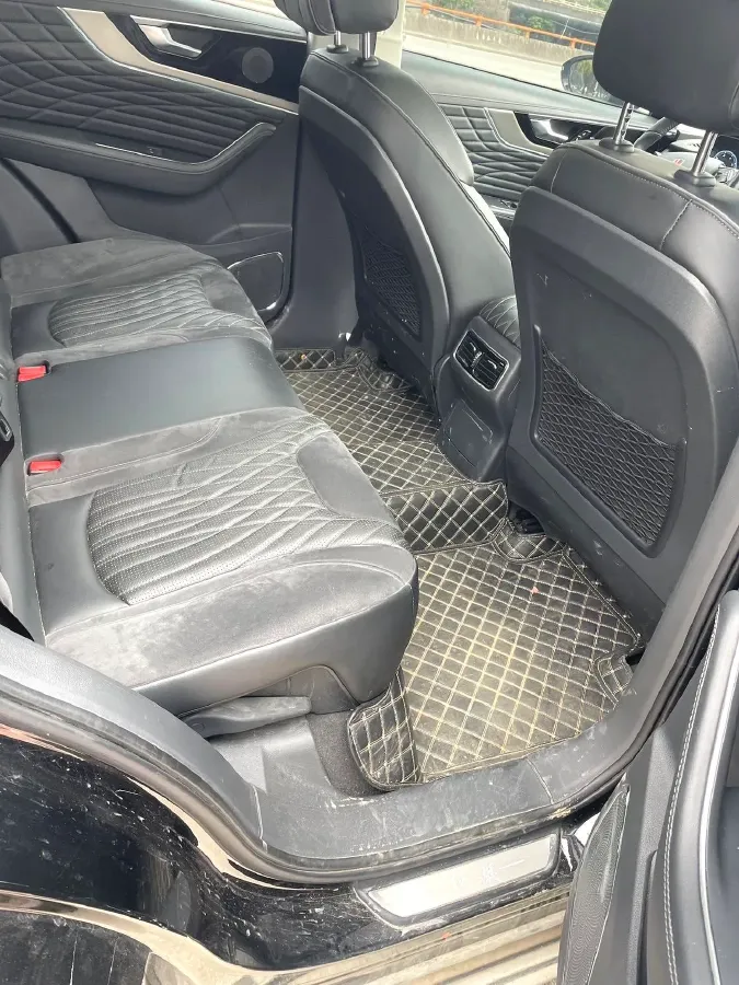 2022 HongQi HS5 2.0T 224HP L4 6AT,autocango,china used car exporter,china ev exporter,chinese used car exporter,chinese used ev exporter