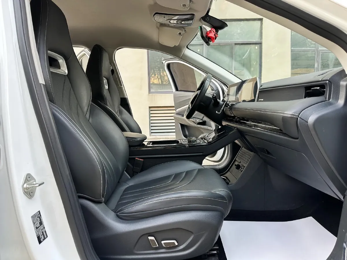 2022 GAC Trumpchi GS3 1.5T 169HP L4 6AT,autocango,china used car exporter,china ev exporter,chinese used car exporter,chinese used ev exporter