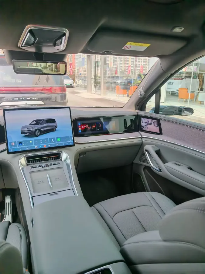 2025 Denza DenzaN9 2.0T 207HP L4 E-CVT PHEV,autocango,china used car exporter,china ev exporter,chinese used car exporter,chinese used ev exporter