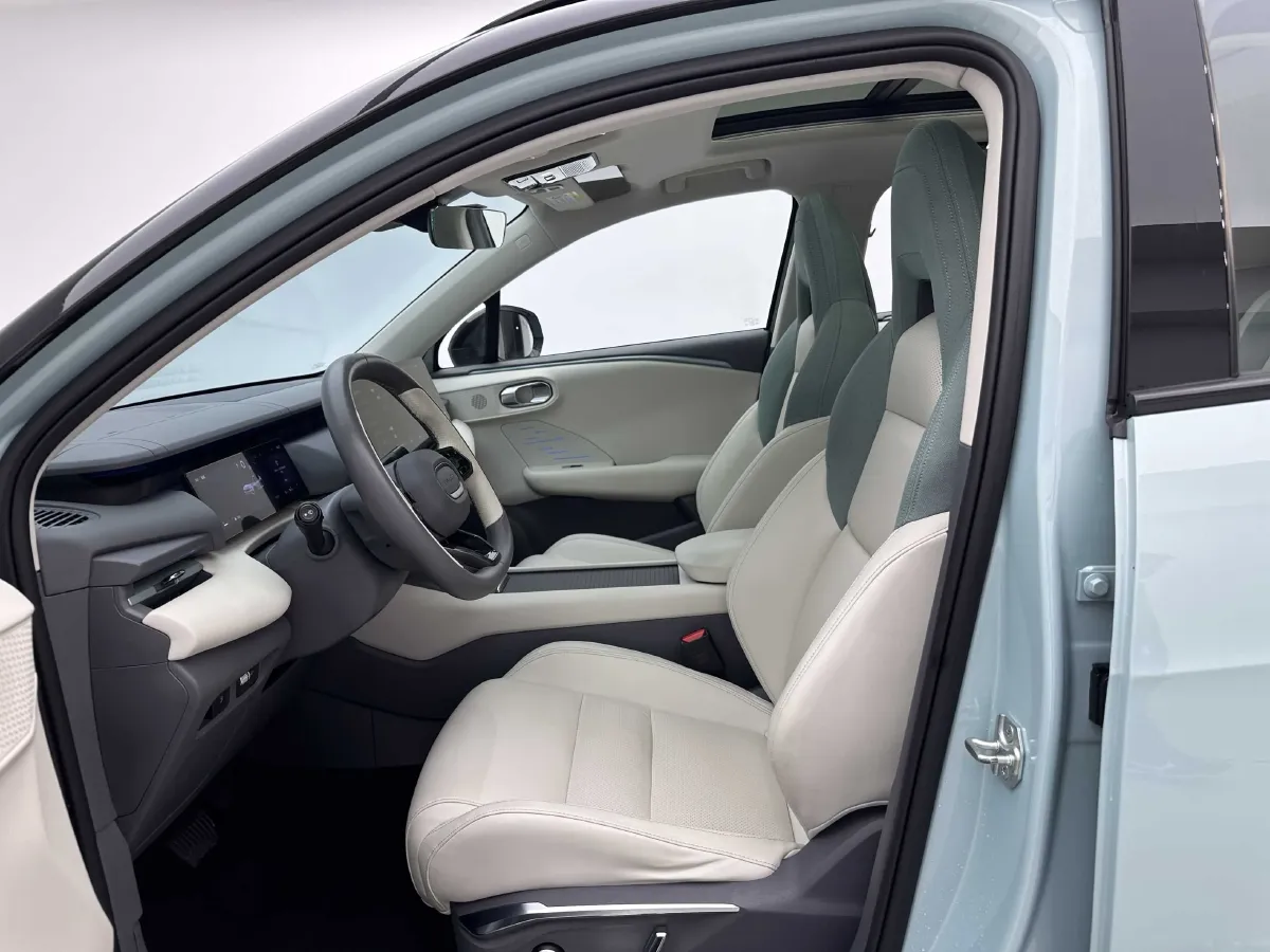 2023 LYNK&CO 06 EM-P 1.5L 120HP L4 3DHT PHEV 19.09KWH,autocango,china used car exporter,china ev exporter,chinese used car exporter,chinese used ev exporter