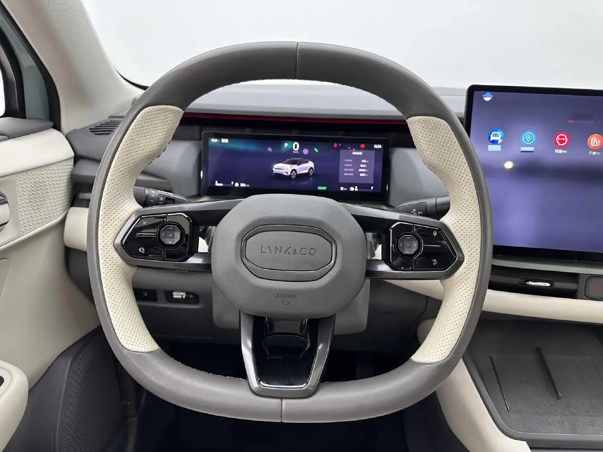 2023 LYNK&CO 06 EM-P 1.5L 120HP L4 3DHT PHEV 19.09KWH,autocango,china used car exporter,china ev exporter,chinese used car exporter,chinese used ev exporter