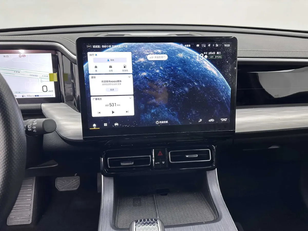 2024 GAC Trumpchi GS8 2.0T 252HP L4 8AT,autocango,china used car exporter,china ev exporter,chinese used car exporter,chinese used ev exporter