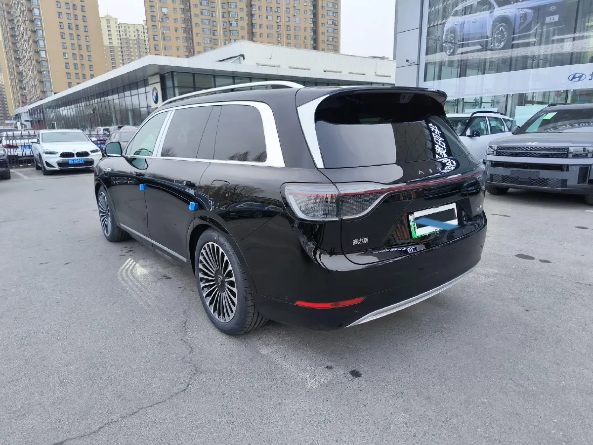 2025 AITO AITO M9 REEV 160HP REEV 52KWH,autocango,china used car exporter,china ev exporter,chinese used car exporter,chinese used ev exporter