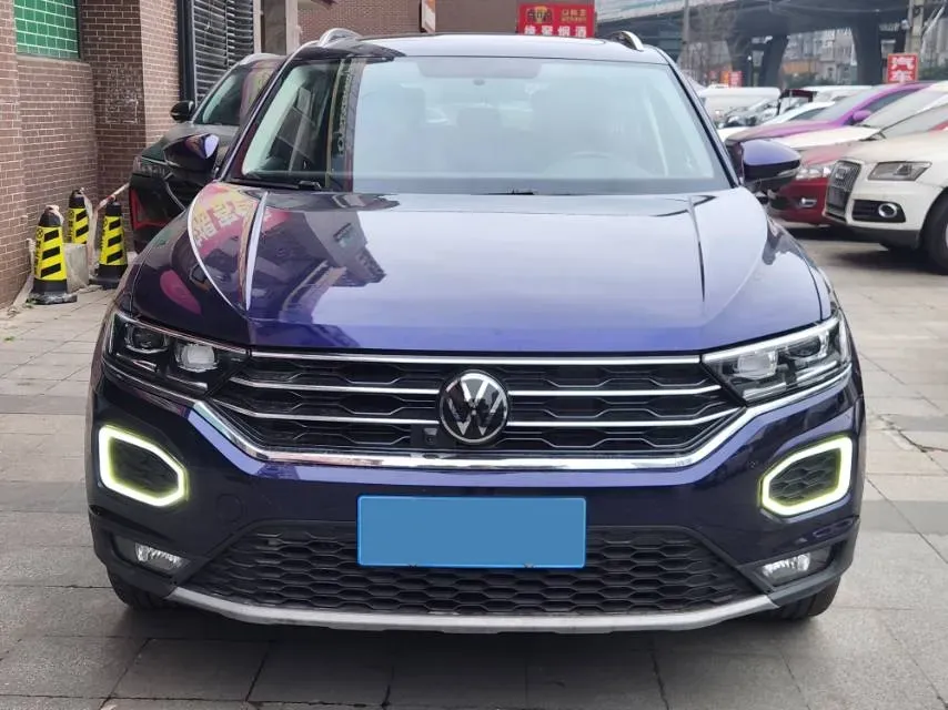 2021 Volkswagen T-Roc 1.4T 150HP L4 7DCT,autocango,china used car exporter,china ev exporter,chinese used car exporter,chinese used ev exporter