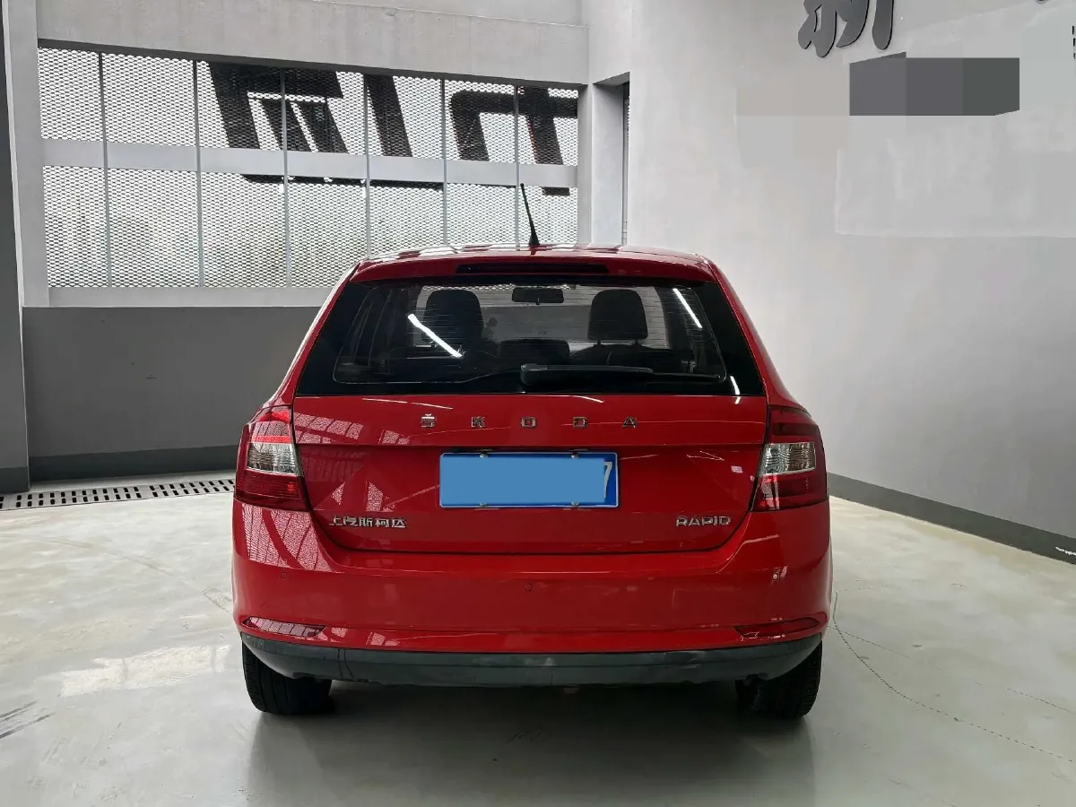 2019 Skoda Rapid Spaceback 1.5L 112HP L4 6AT,autocango,china used car exporter,china ev exporter,chinese used car exporter,chinese used ev exporter
