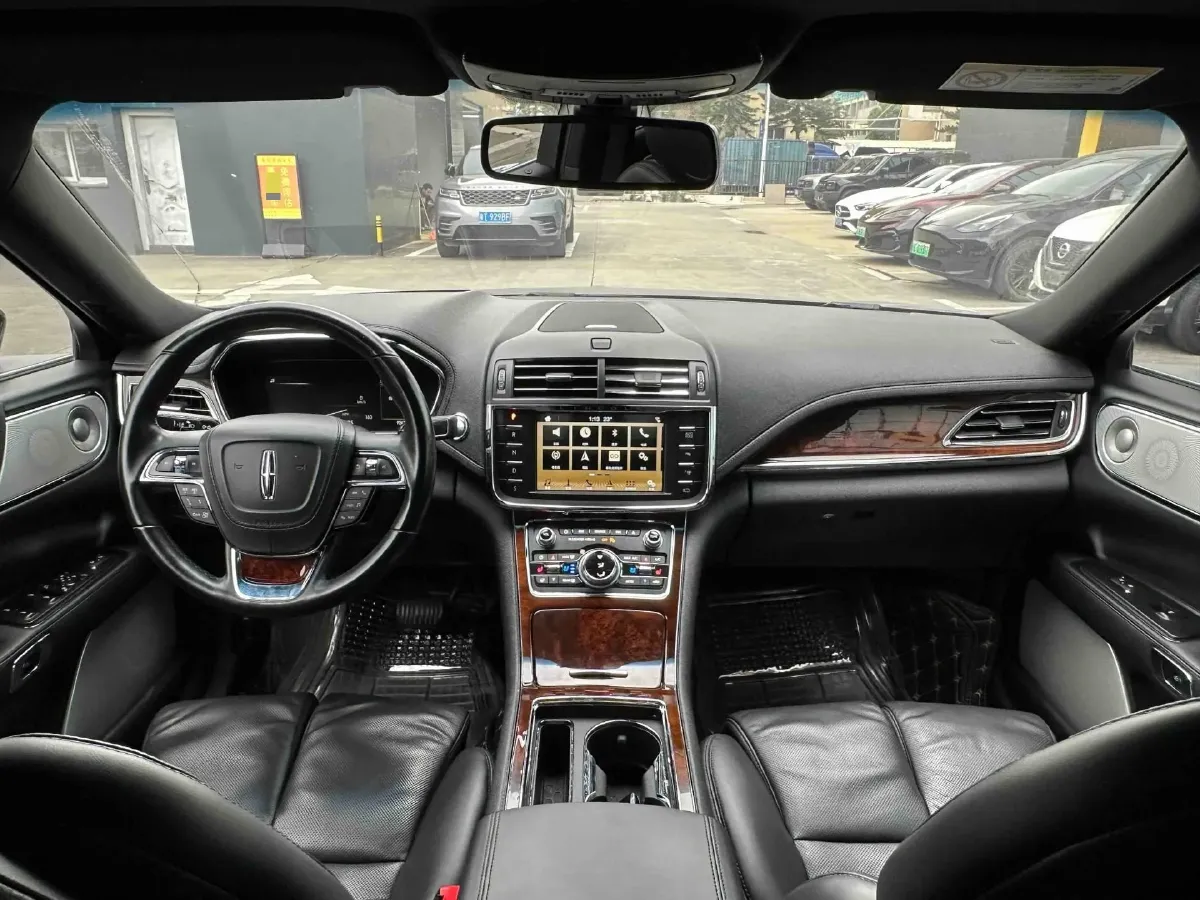 2017 Lincoln Continental 3.0T 378HP V6 6AT,autocango,china used car exporter,china ev exporter,chinese used car exporter,chinese used ev exporter