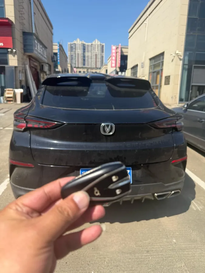 2021 ChangAn UNI-T 1.5T 180HP L4 7DCT,autocango,china used car exporter,china ev exporter,chinese used car exporter,chinese used ev exporter