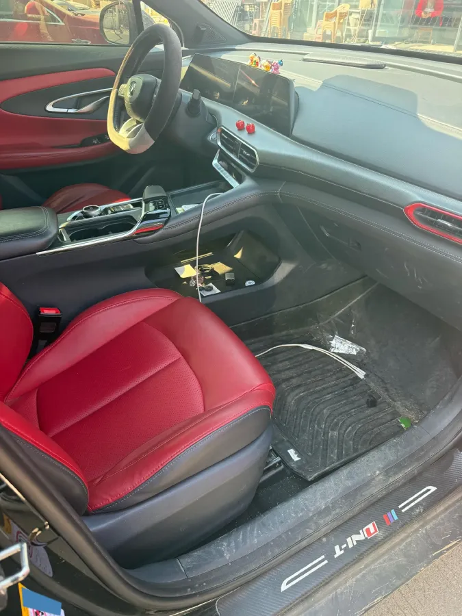 2021 ChangAn UNI-T 1.5T 180HP L4 7DCT,autocango,china used car exporter,china ev exporter,chinese used car exporter,chinese used ev exporter