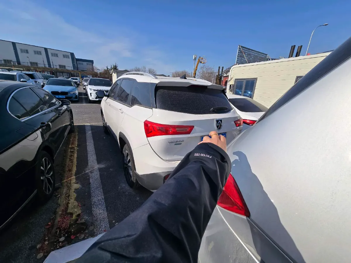 2020 BaoJun RC-5 1.5T 147HP L4 CVT,autocango,china used car exporter,china ev exporter,chinese used car exporter,chinese used ev exporter