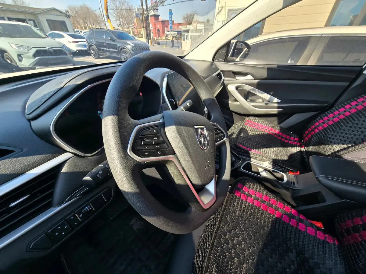 2020 BaoJun RC-5 1.5T 147HP L4 CVT,autocango,china used car exporter,china ev exporter,chinese used car exporter,chinese used ev exporter