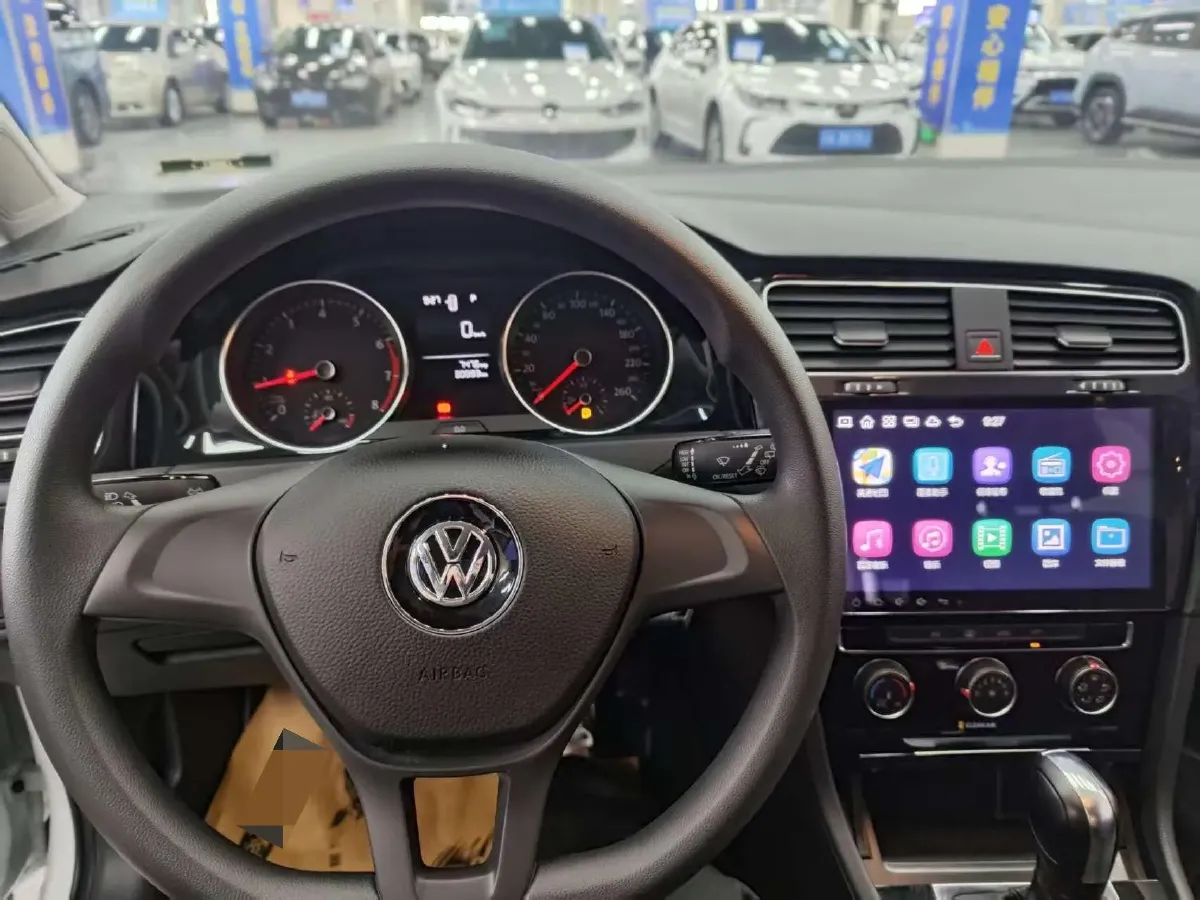 2018 Volkswagen Golf 1.6L 110HP L4 6AT,autocango,china used car exporter,china ev exporter,chinese used car exporter,chinese used ev exporter