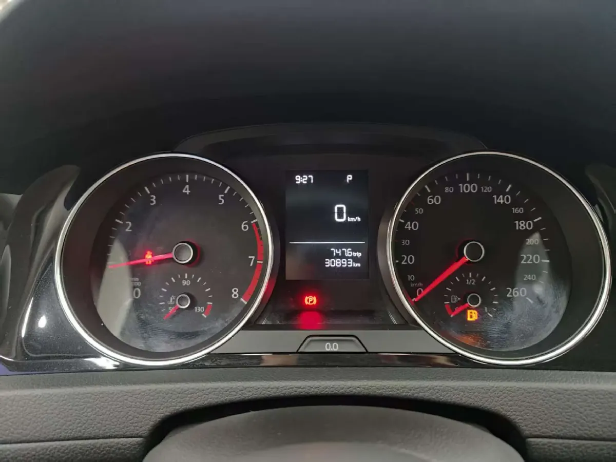 2018 Volkswagen Golf 1.6L 110HP L4 6AT,autocango,china used car exporter,china ev exporter,chinese used car exporter,chinese used ev exporter