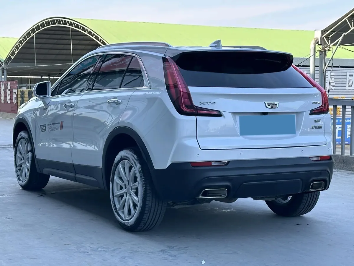 2021 Cadillac XT4 2.0T 237HP L4 9AT,autocango,china used car exporter,china ev exporter,chinese used car exporter,chinese used ev exporter
