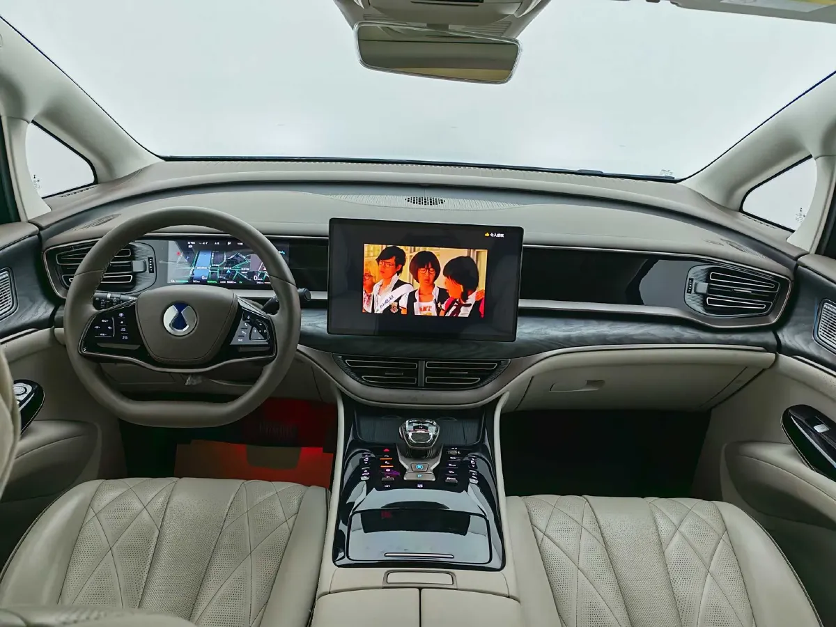 2022 HongQi HS7 3.0T 337HP V6 8AT,autocango,china used car exporter,china ev exporter,chinese used car exporter,chinese used ev exporter