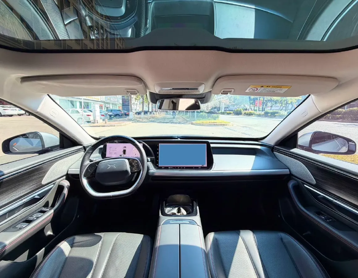 2023 Xpeng P7 BEV 70.8KWH,autocango,china used car exporter,china ev exporter,chinese used car exporter,chinese used ev exporter