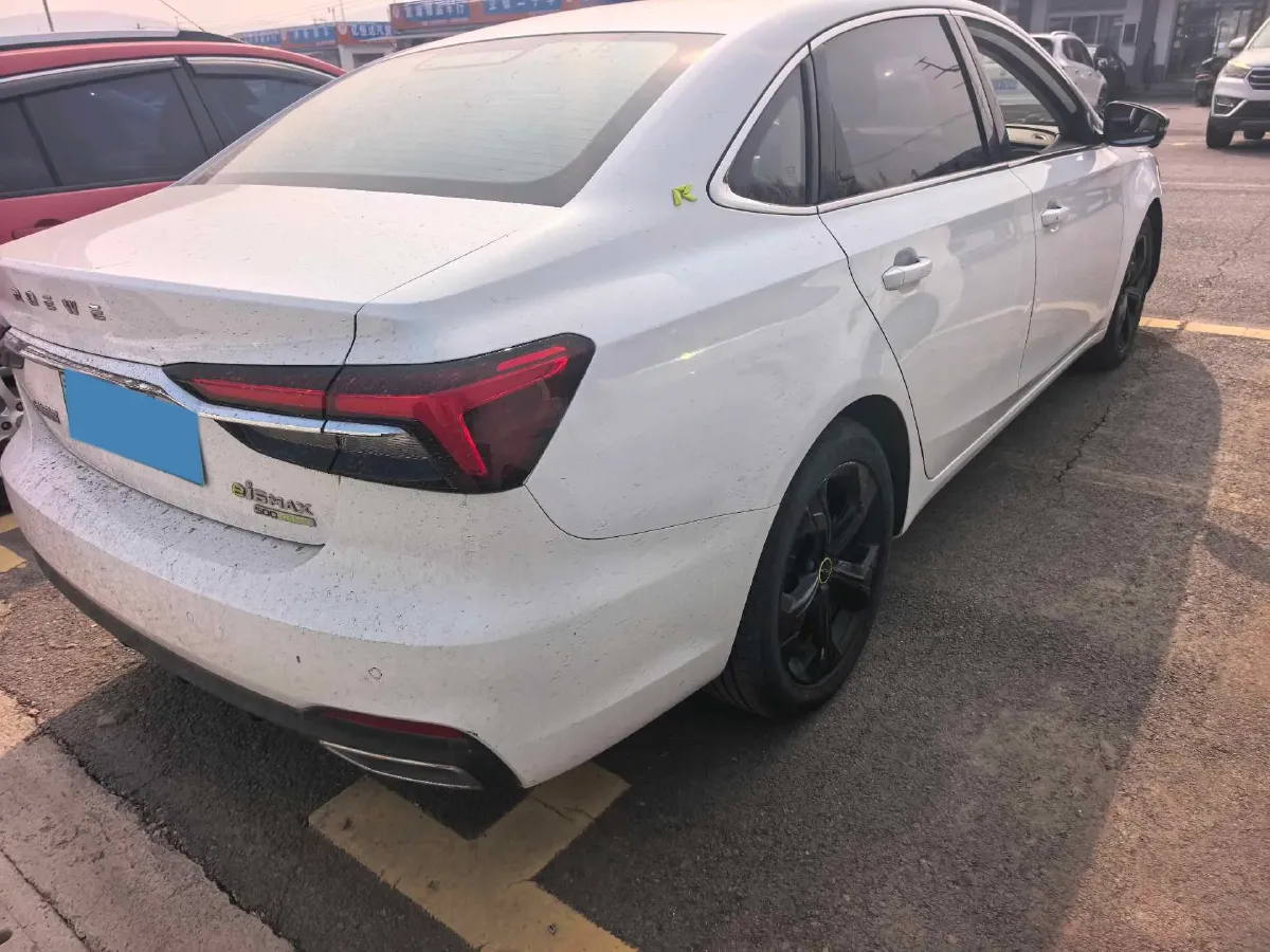 2021 Roewe i6 MAX 1.5T 169HP L4 AMT PHEV,autocango,china used car exporter,china ev exporter,chinese used car exporter,chinese used ev exporter