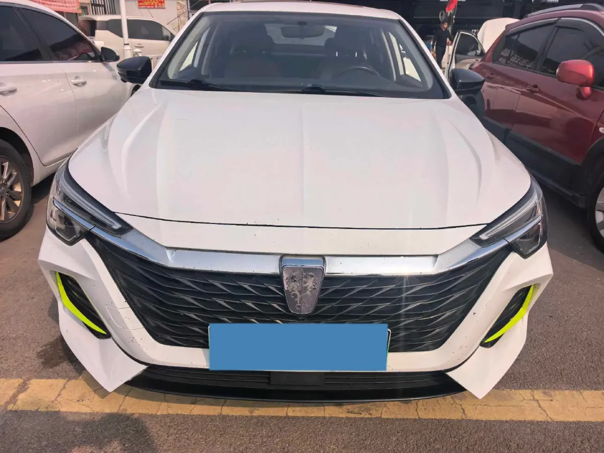 2021 Roewe i6 MAX 1.5T 169HP L4 AMT PHEV,autocango,china used car exporter,china ev exporter,chinese used car exporter,chinese used ev exporter