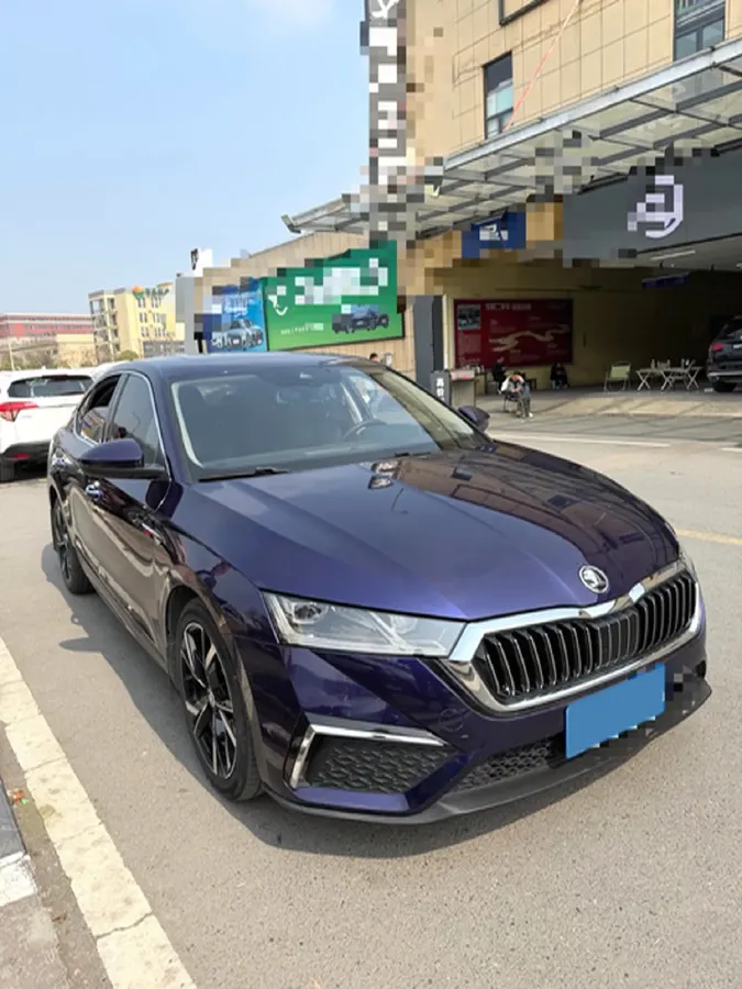 2021 Skoda Octavia 1.4T 150HP L4 7DCT,autocango,china used car exporter,china ev exporter,chinese used car exporter,chinese used ev exporter