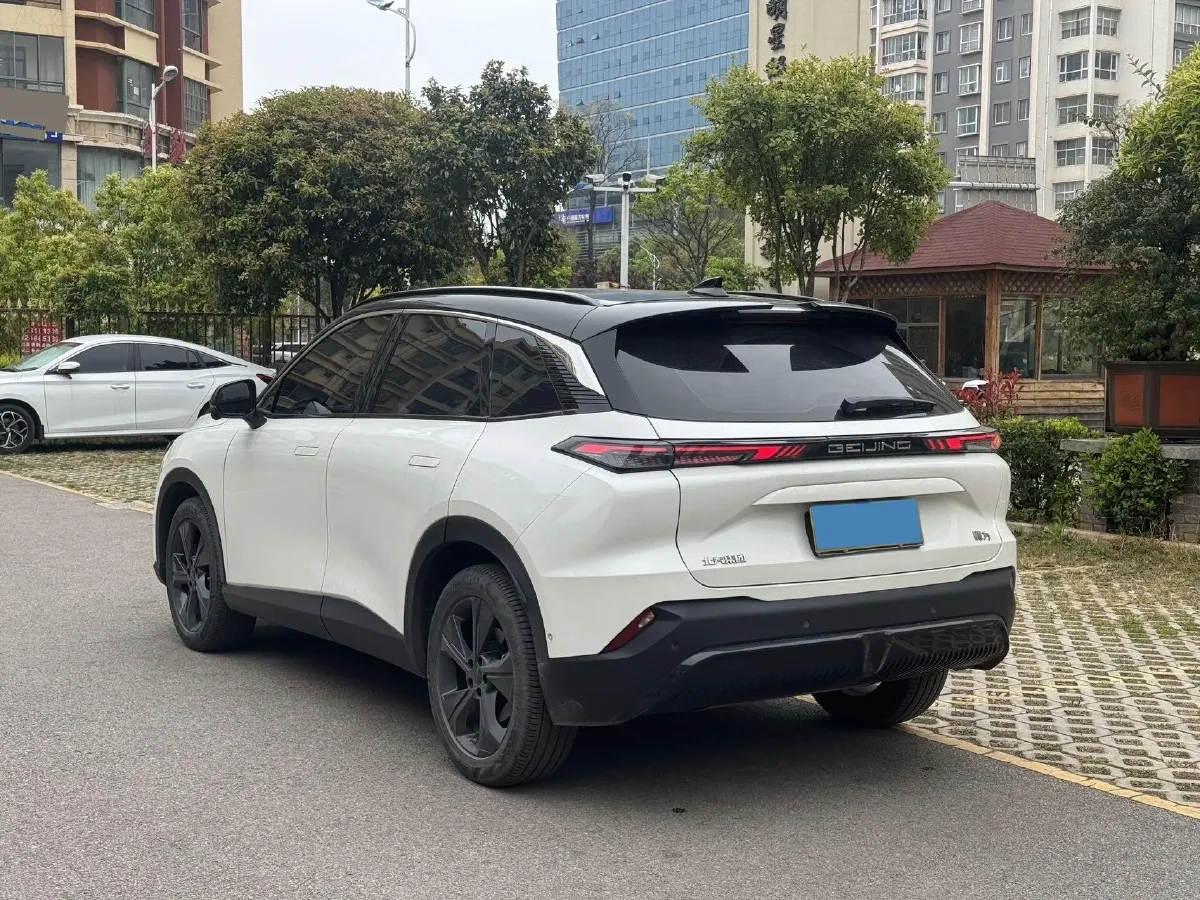 2022 BeiJing Auto Rubik 1.5T 188HP L4 7DCT,autocango,china used car exporter,china ev exporter,chinese used car exporter,chinese used ev exporter