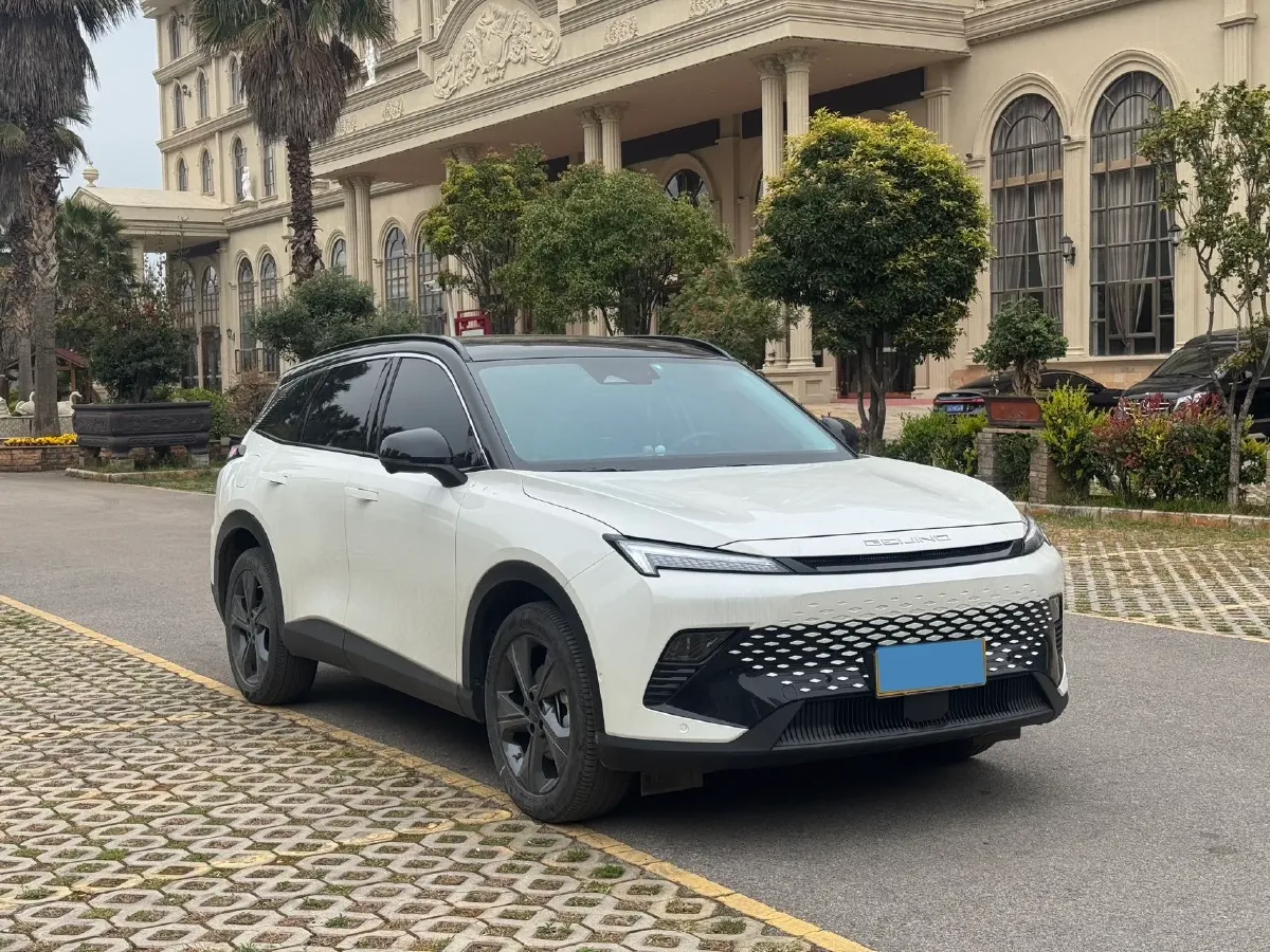 2022 BeiJing Auto Rubik 1.5T 188HP L4 7DCT,autocango,china used car exporter,china ev exporter,chinese used car exporter,chinese used ev exporter