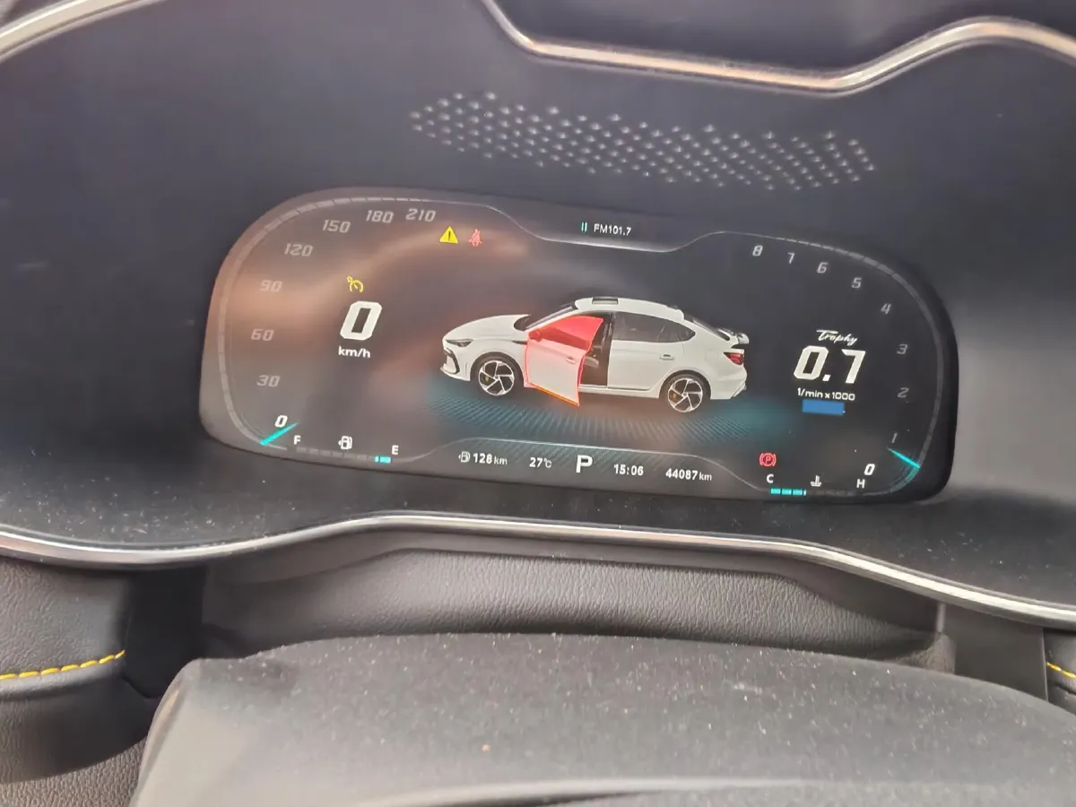 2020 MG MG6 1.5T 181HP L4 7DCT,autocango,china used car exporter,china ev exporter,chinese used car exporter,chinese used ev exporter