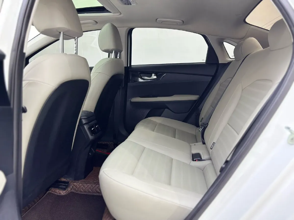 2023 Kia K3 1.5L 115HP L4 CVT,autocango,china used car exporter,china ev exporter,chinese used car exporter,chinese used ev exporter